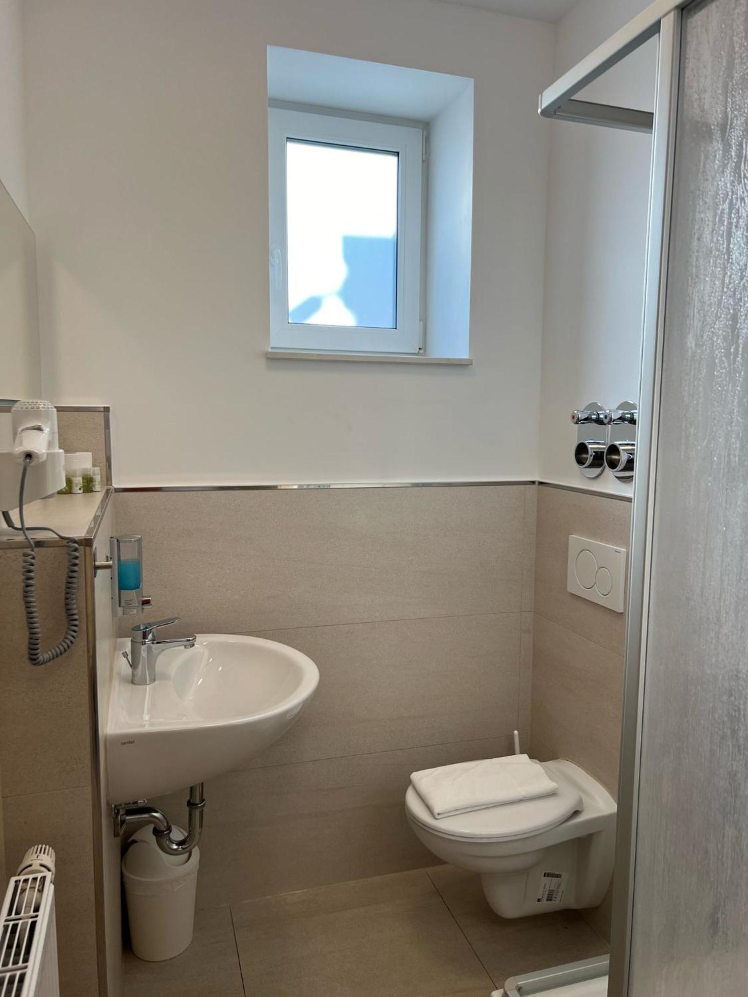 Avento Hotel Hannover Langenhagen  Екстериор снимка